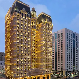 5* Hotel Royal Rose Abu Dhabi, A Curio Collection By Hilton Affiliated